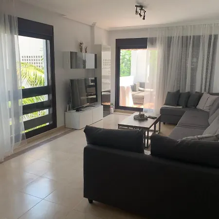Puerto Banus Let 马尔韦利亚